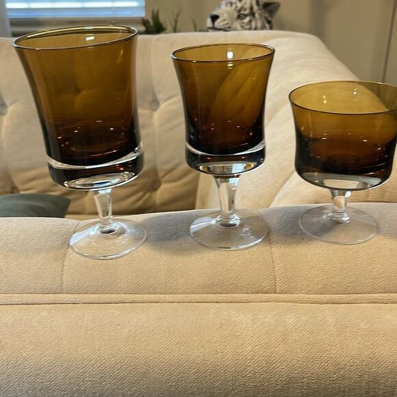 Glasses Denby water goblets amber color set of 2 - Picture 2 of 3